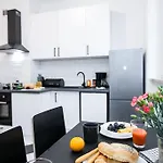 Cozy, Fully Equipped In Mokotow District *