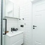 Cozy, Fully Equipped In Mokotow District