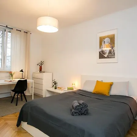 Cozy, Fully Equipped In Mokotow District