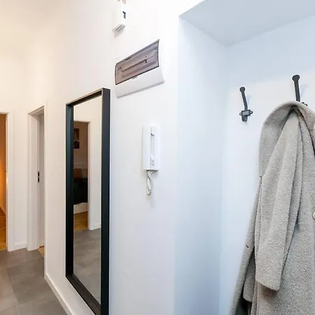 Cozy, Fully Equipped In Mokotow District