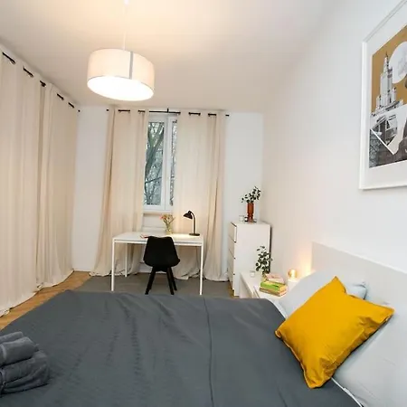 דירה Cozy, Fully Equipped In Mokotow District ורשה