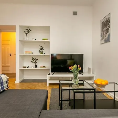 Cozy, Fully Equipped In Mokotow District