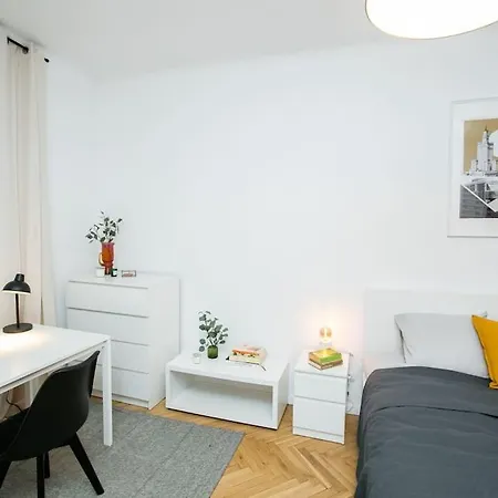 Cozy, Fully Equipped In Mokotow District