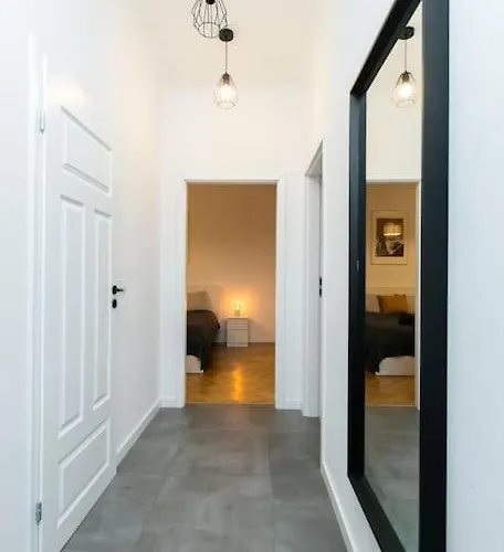 Lejlighed Cozy, Fully Equipped In Mokotow District