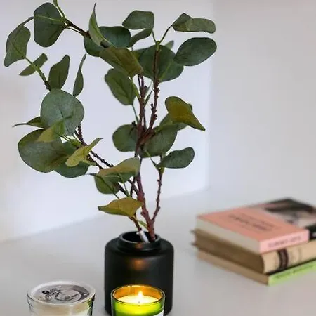 Cozy, Fully Equipped In Mokotow District 바르샤바