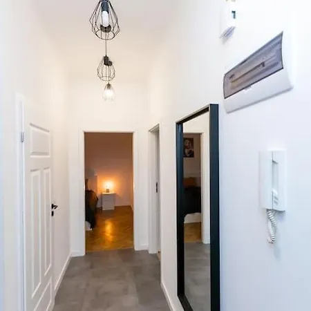 Apartmán Cozy, Fully Equipped In Mokotow District *