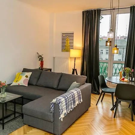 Cozy, Fully Equipped In Mokotow District *